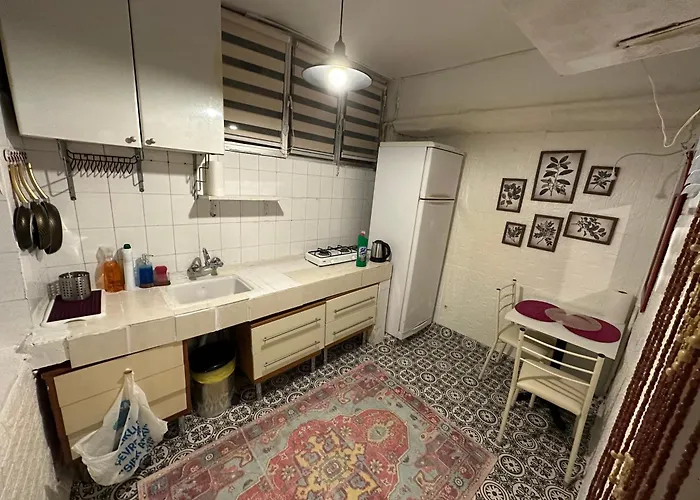 Incir Alti Ueskuedar Hotel *